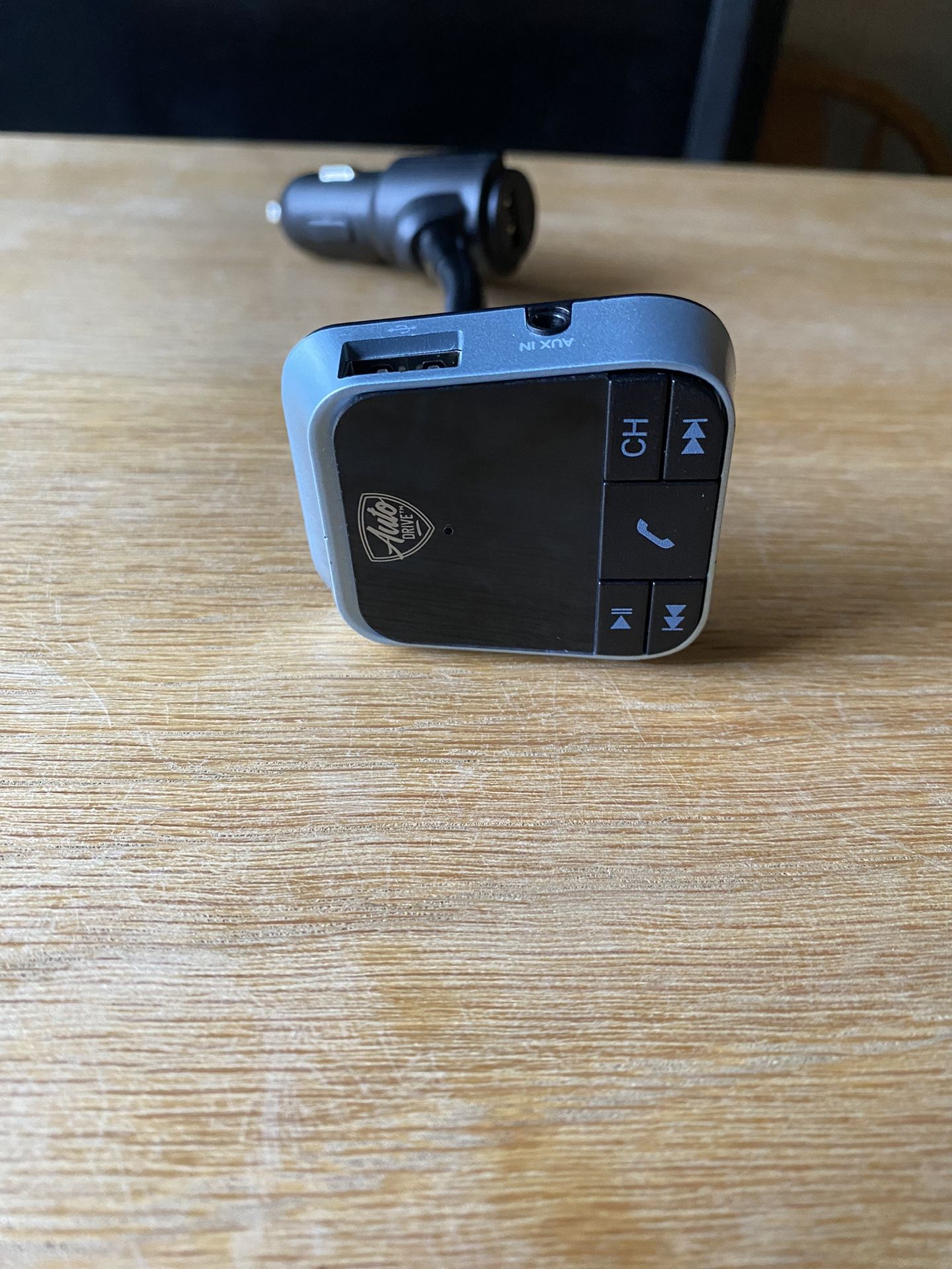 Auto Drive Gooseneck Bluetooth FM Transmitter, USB Ports,Compatible with Smartphones,3.31x1.89x7.09'