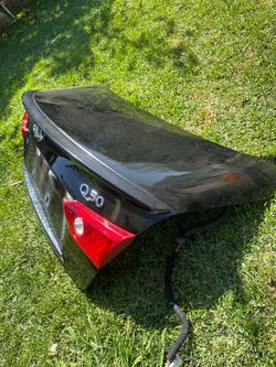 14-17 Infiniti q50 trunk