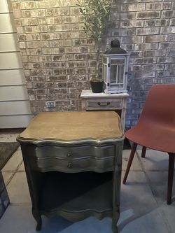 Nightstand/end Table 