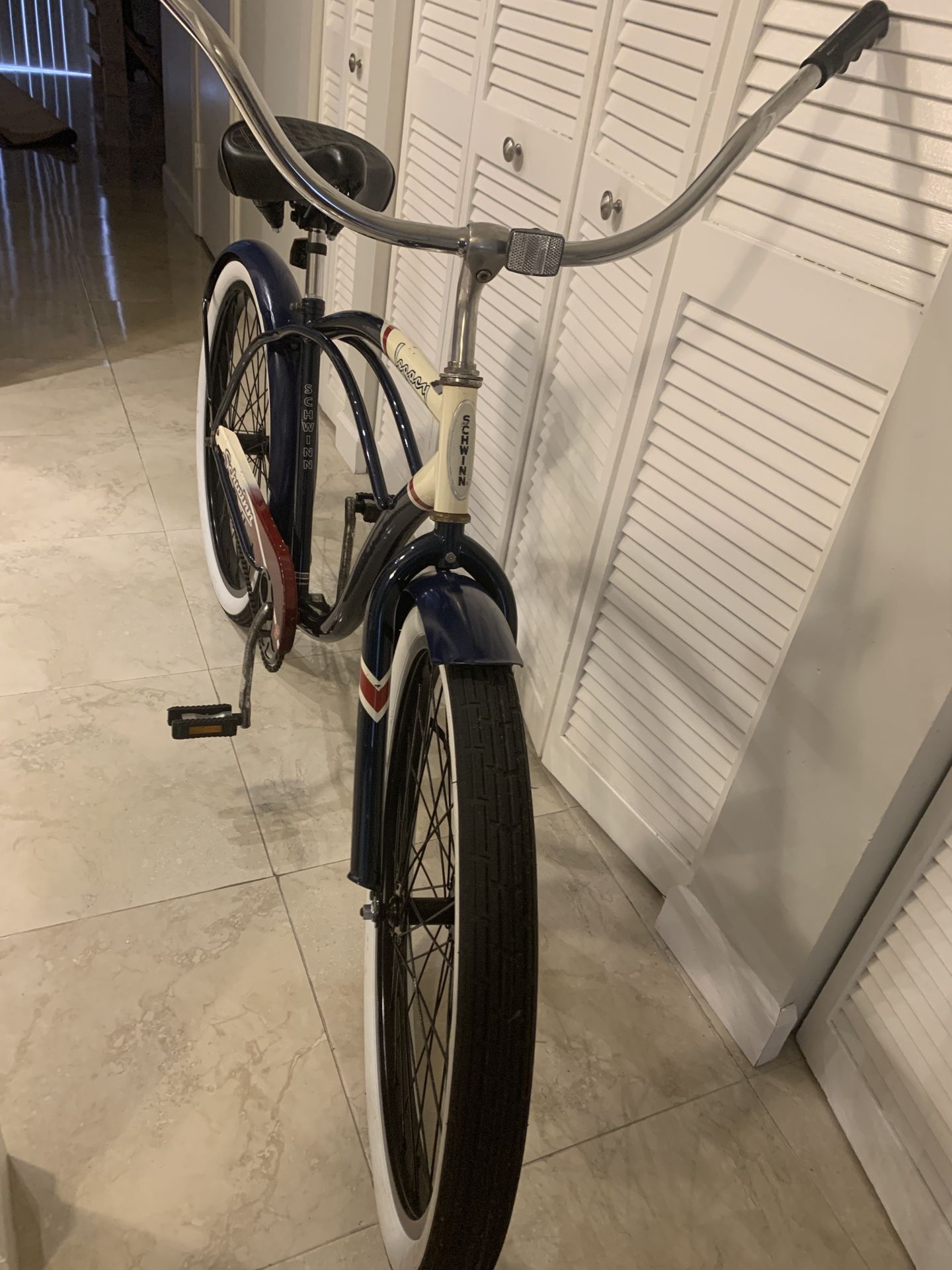 schwinn legacy beach cruiser blue