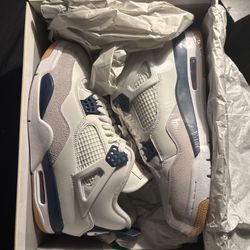 Jordan 4 8.5