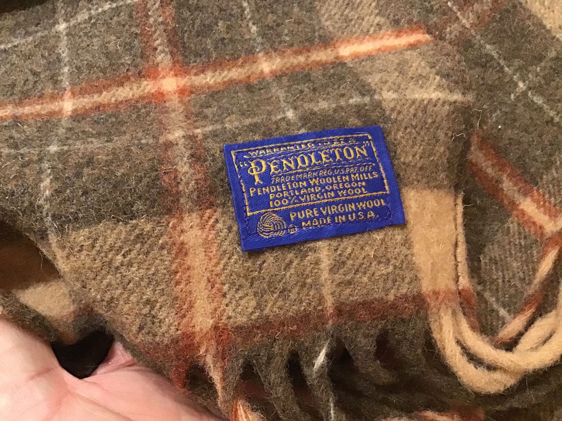 Vintage Pendleton Woolen Mills 100% Virgin Wool Brown Plaid Throw Blanket Fringe