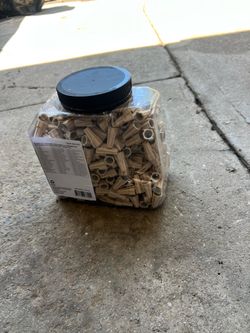 500 PACK SOFT GRIP WINGED WIRE CONNECTORS