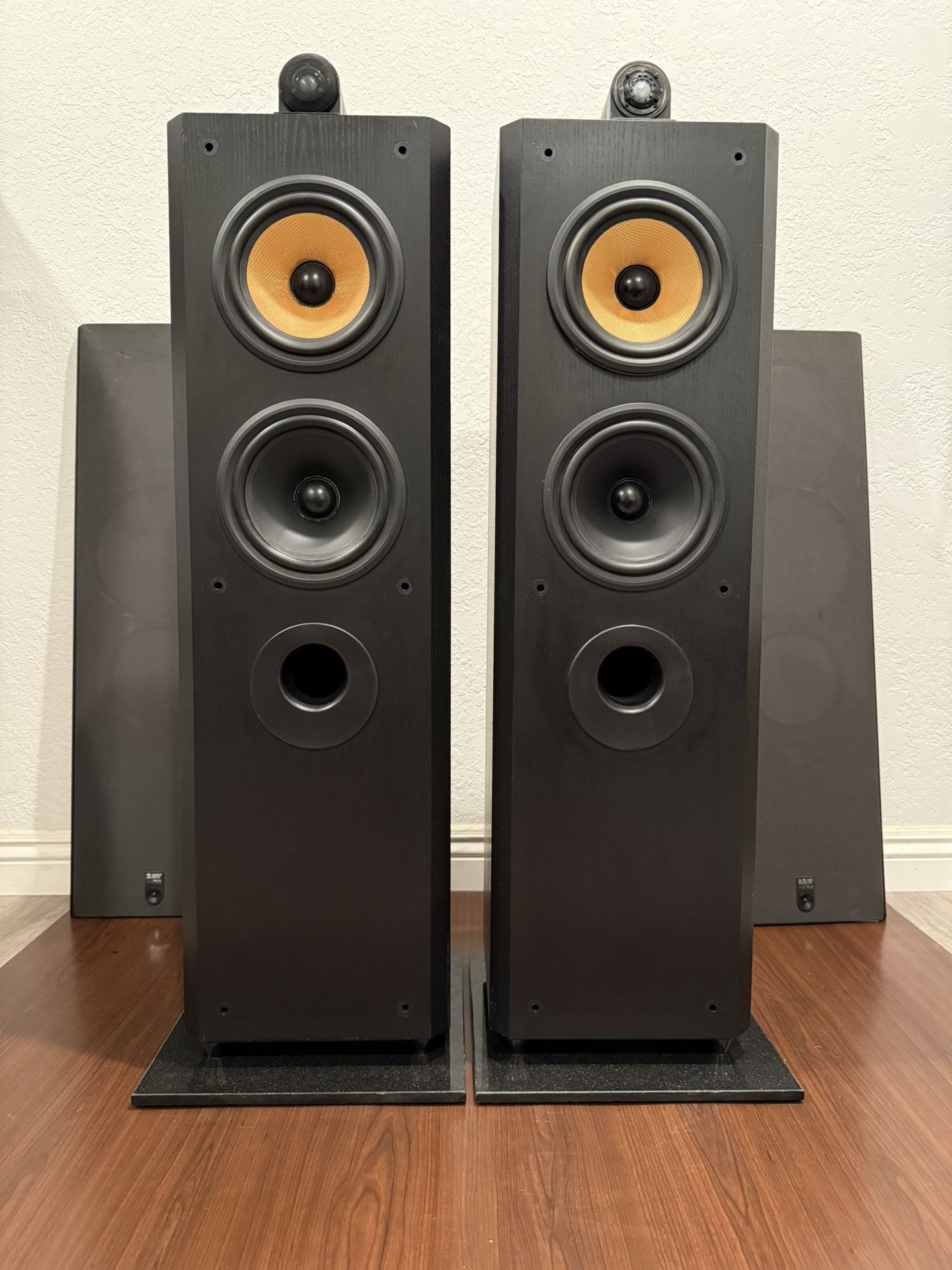 BOWERS and WILKINS Matrix 804 Floor Standing Speakers 