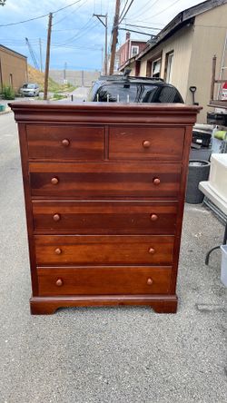 Nice wood dresser