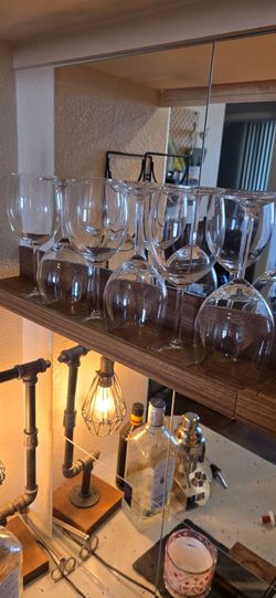 Clear Glass Wine Glasses Set
