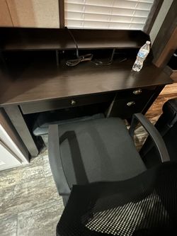 Desk And Chair 