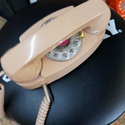 Vintage Princess Phone - Nice Rotary Classic