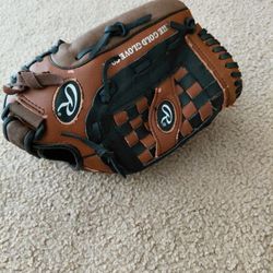 Softball Glove $40 Cash NE Philly No Message Replies After 8pm 