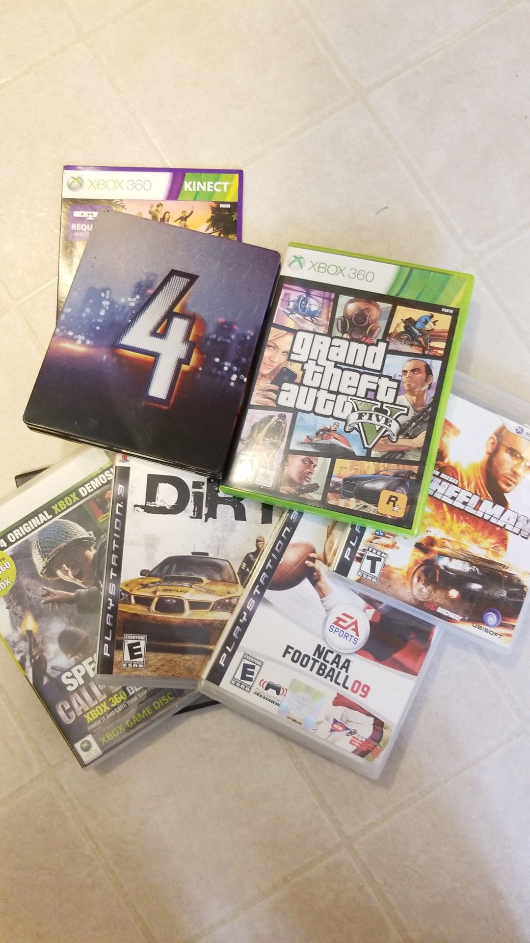 Lot of games. Good condition