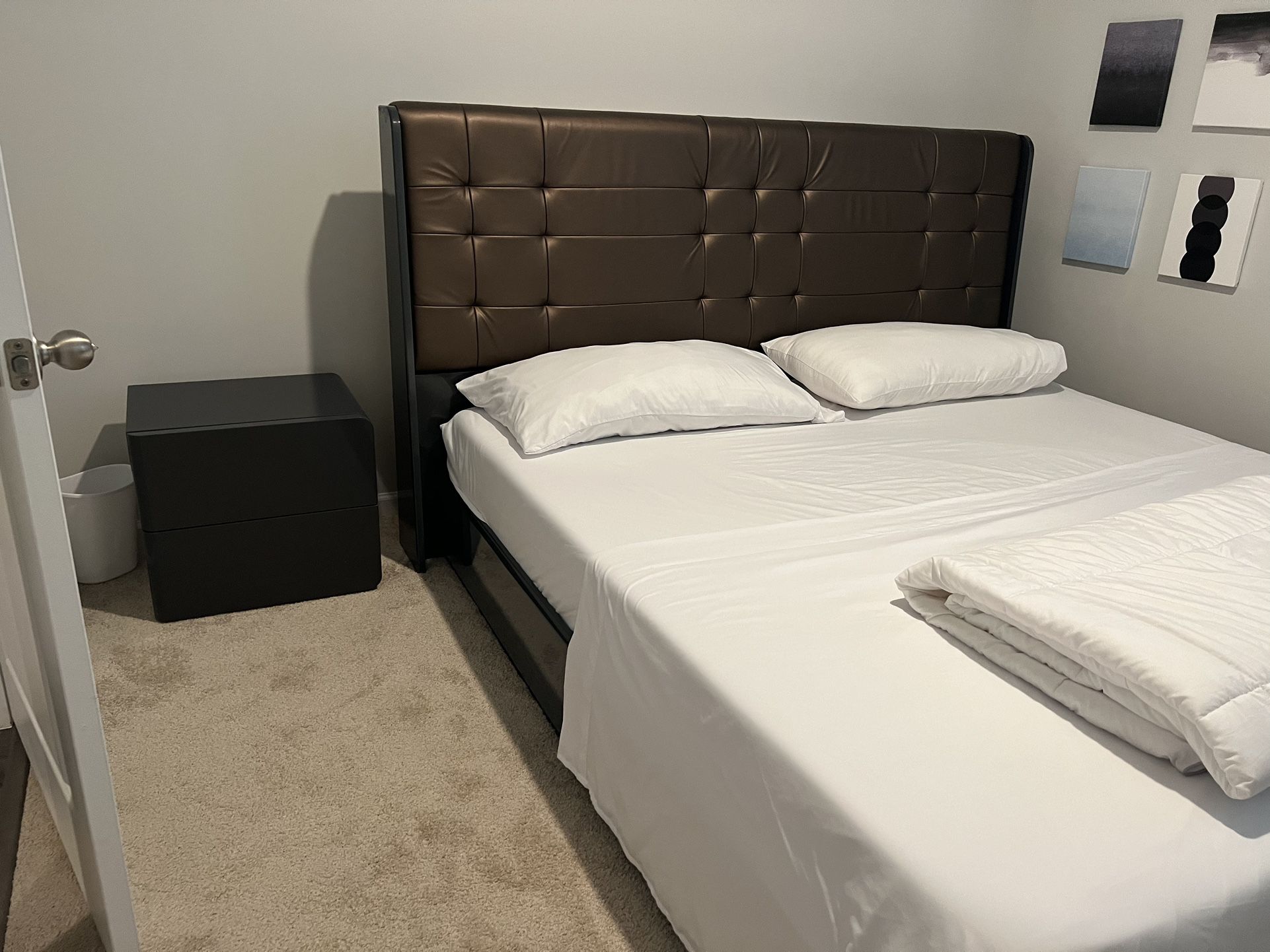 King-size Bedroom Set 
