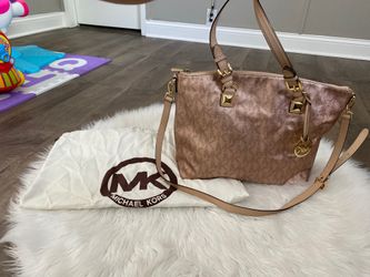 Michael Kors purse