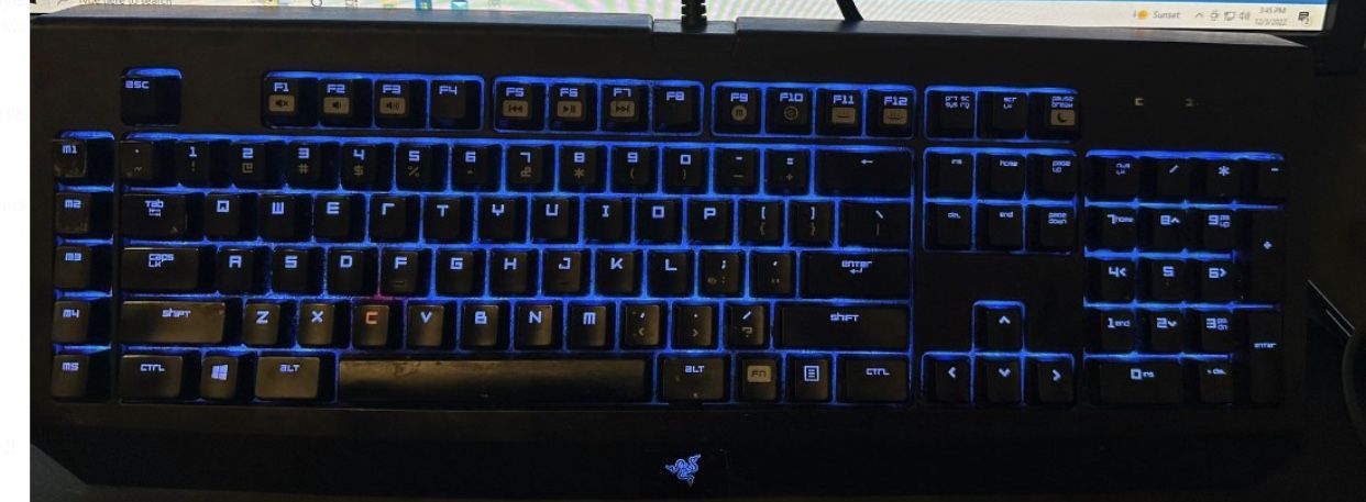  Razer Black Widow Chroma v1 mechanical keyboard