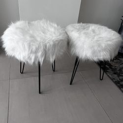 Faux Fur Fluffy Stool/ Chair White (2 Pieces available) 