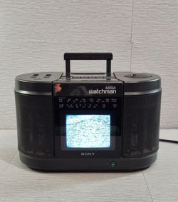 Sony Mega Watchman FD-555 Boombox TV AM FM Cassette Player Black Vintagea nice collector's piece