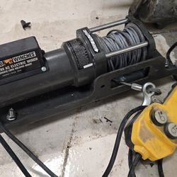 Badland 1500lb Winch