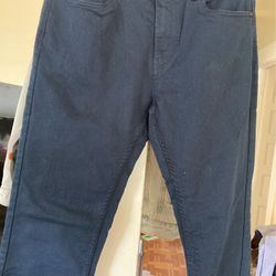 Men’s Pants Size. 32W X 32L