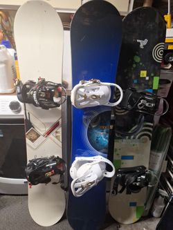 164 cm snowboatd noots and hrlmet