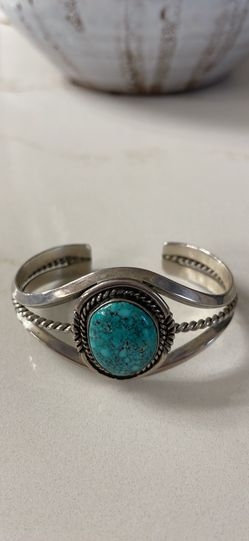Turquoise /Silver vintage cuff ( Tucson)