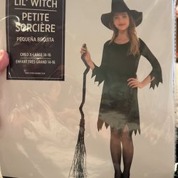 Halloween costume costumes