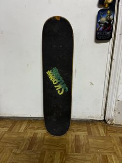 Skateboard (it can still be rided) read description