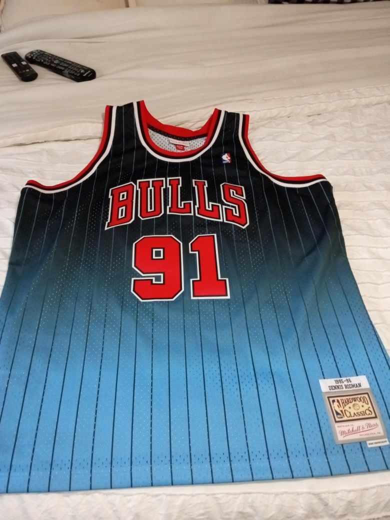 Dennis Rodman Bulls Jersey