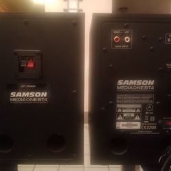 Samson MediaOne Bt4 Powered Monitors With Bluetooth 