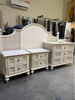 King bedroom set (FREE 24H DELIVERY AND SETUP)