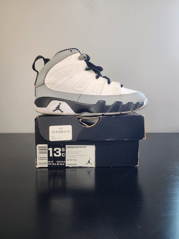 Air Jordan 9 Retro