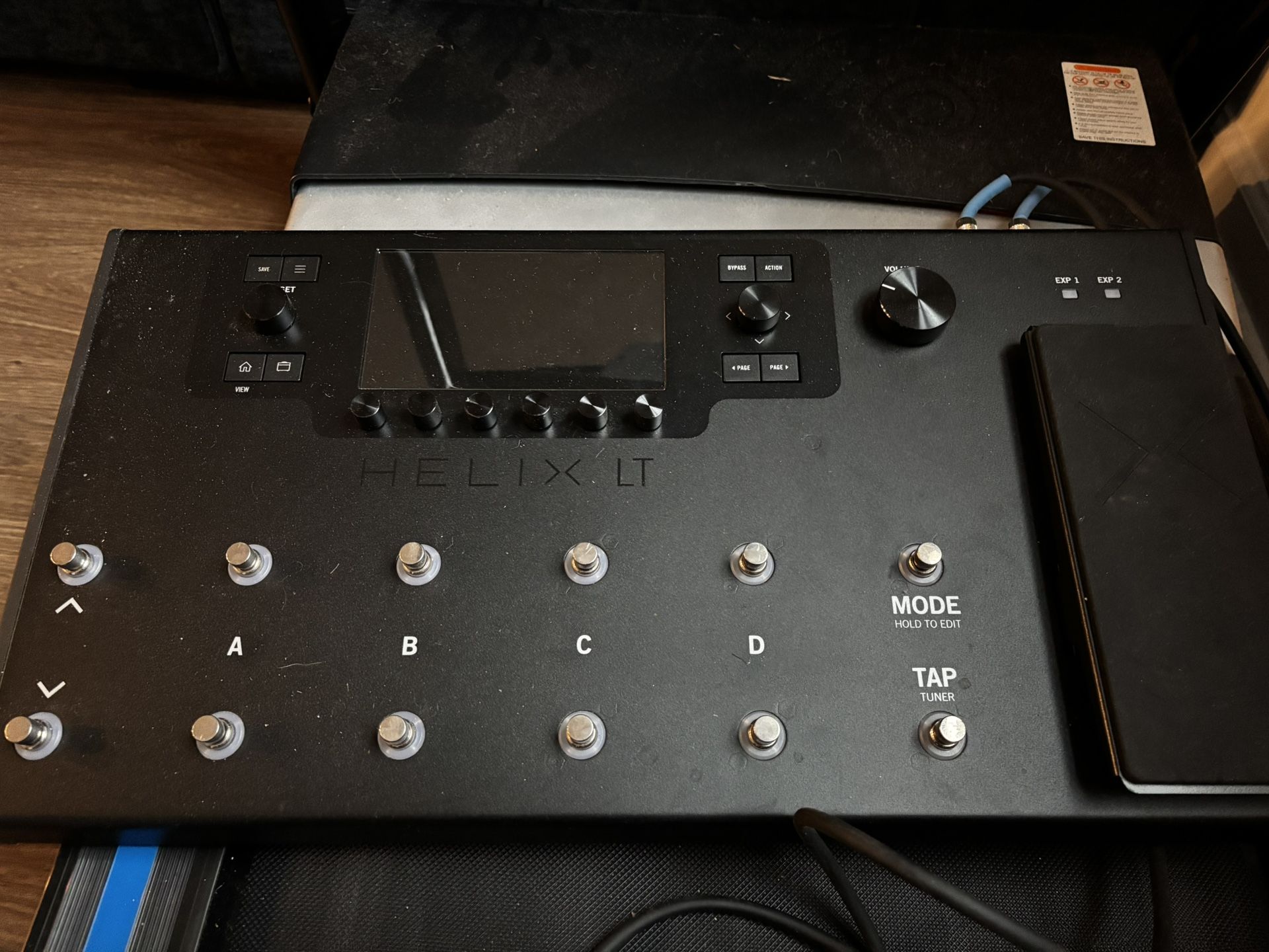Used Line 6 Helix LT effect Processor