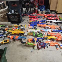 Nerf Guns & Accessories