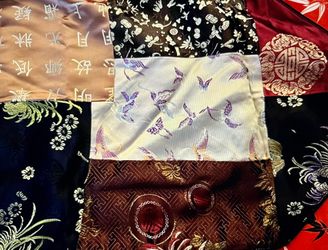 Silk Chinese Print Comforter/Pillows/Runner