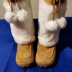 Michael Kors Girls Boots Size 2 NEW