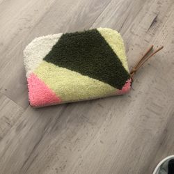 Universal Threads Wallet