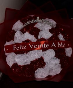 Red and White glitter bouquet 