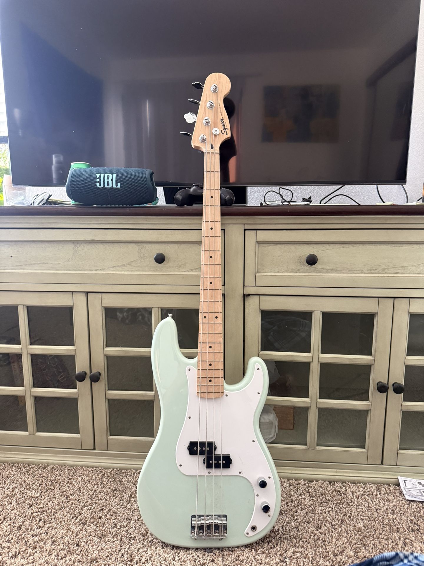 Squier Precision Bass 