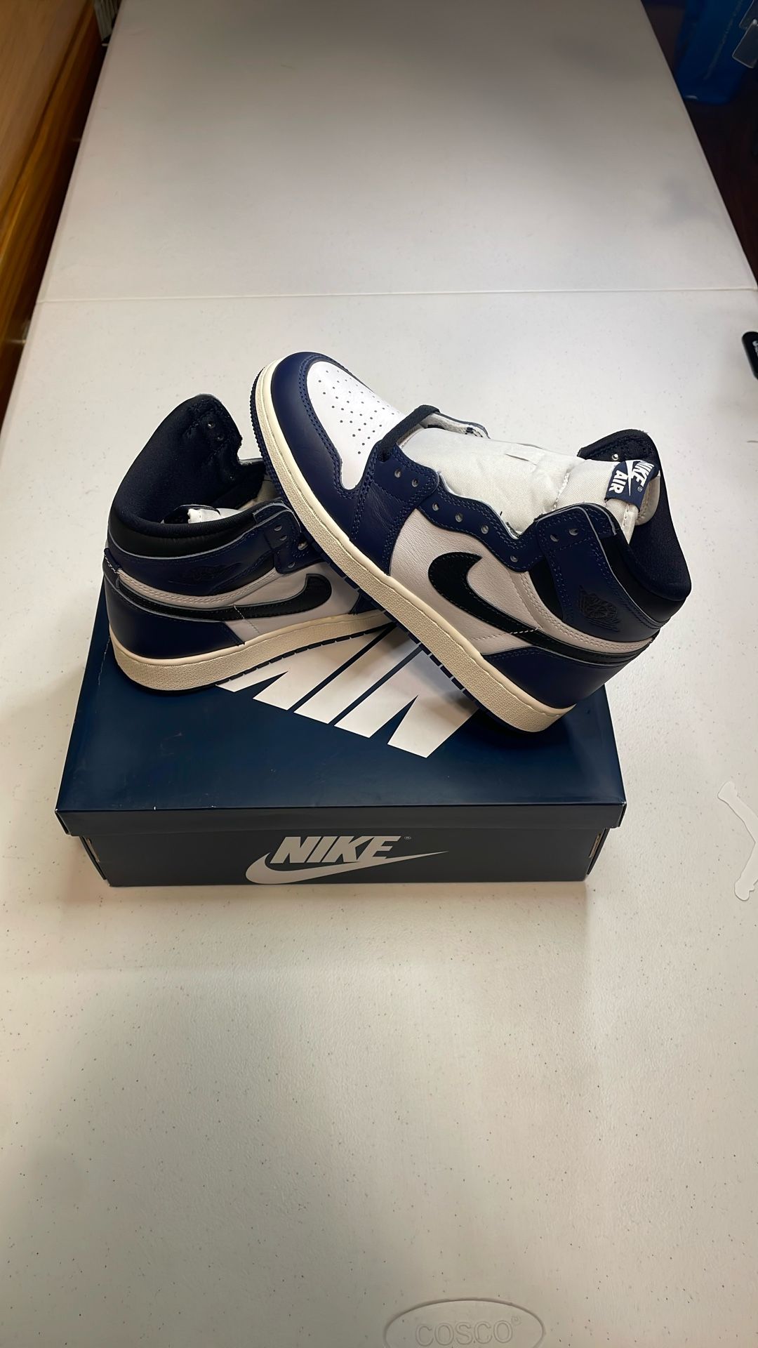 Jordan 1 OG High Midnight Navy Size 6y