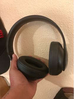 Beats Solo 3s