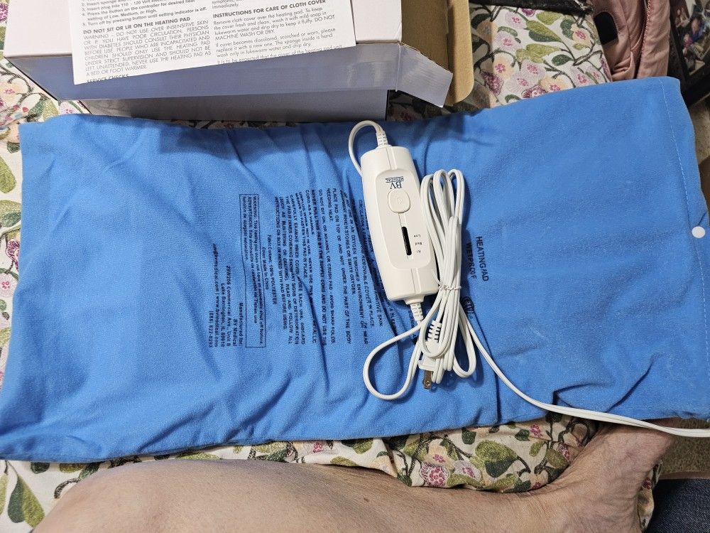 (2)12x24 Heating Pads