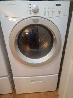 Frigidaire Affinity Electric Dryer + Pedestal – Works Great