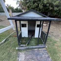 Children Play House Used Come Pick Up