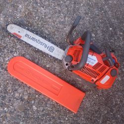 Husqvarna T540 XP 16 Inch Climbing Chainsaw. Almost No Condition. Many Other Tools. For Pickup Fremont Seattle. No Lowball Offers Please. No Trades