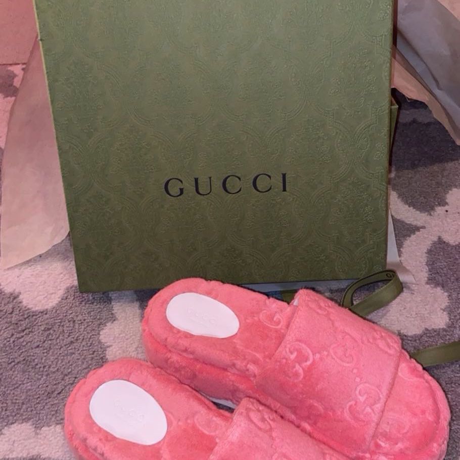 Guccis Platform Slides Pink Size 6.5