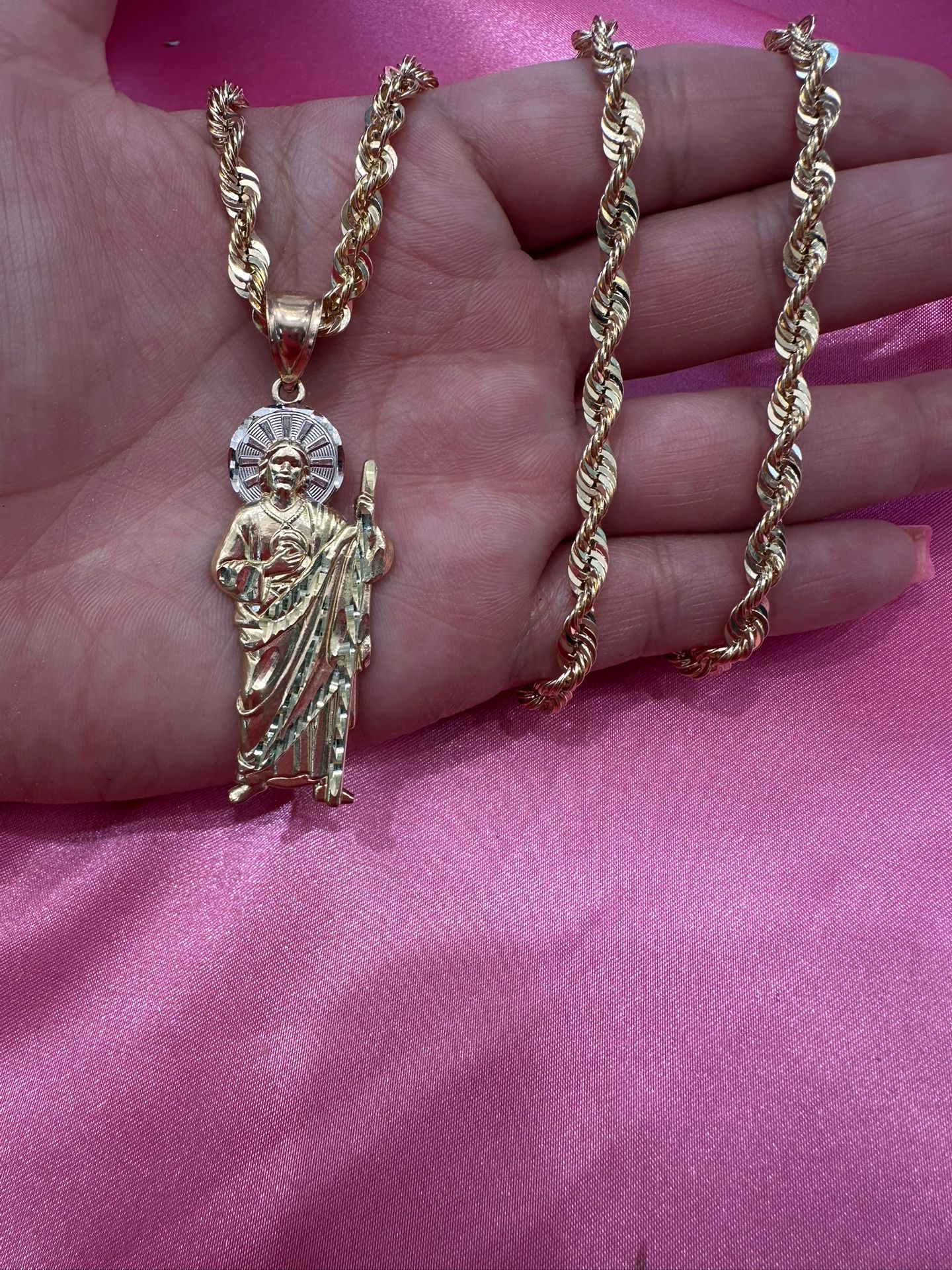 14k Gold 5mm Rope Chain W San Judas