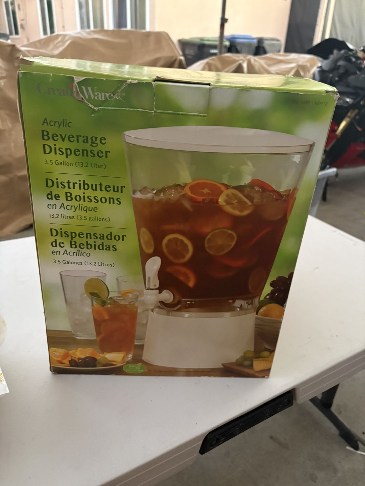 Beverage Dispenser. Dispensador de Bebidas