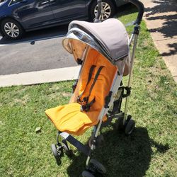 Stroller 