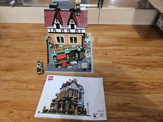 Lego Tudor Corner 10350