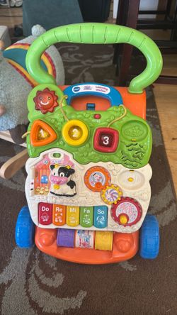 Baby music/talking Walker