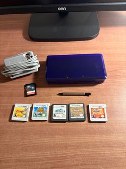 Nintendo 3DS Bundle w/ Games