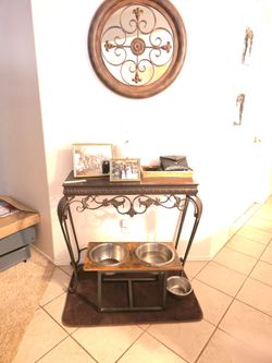 Round Iron Mirror & Entry Table